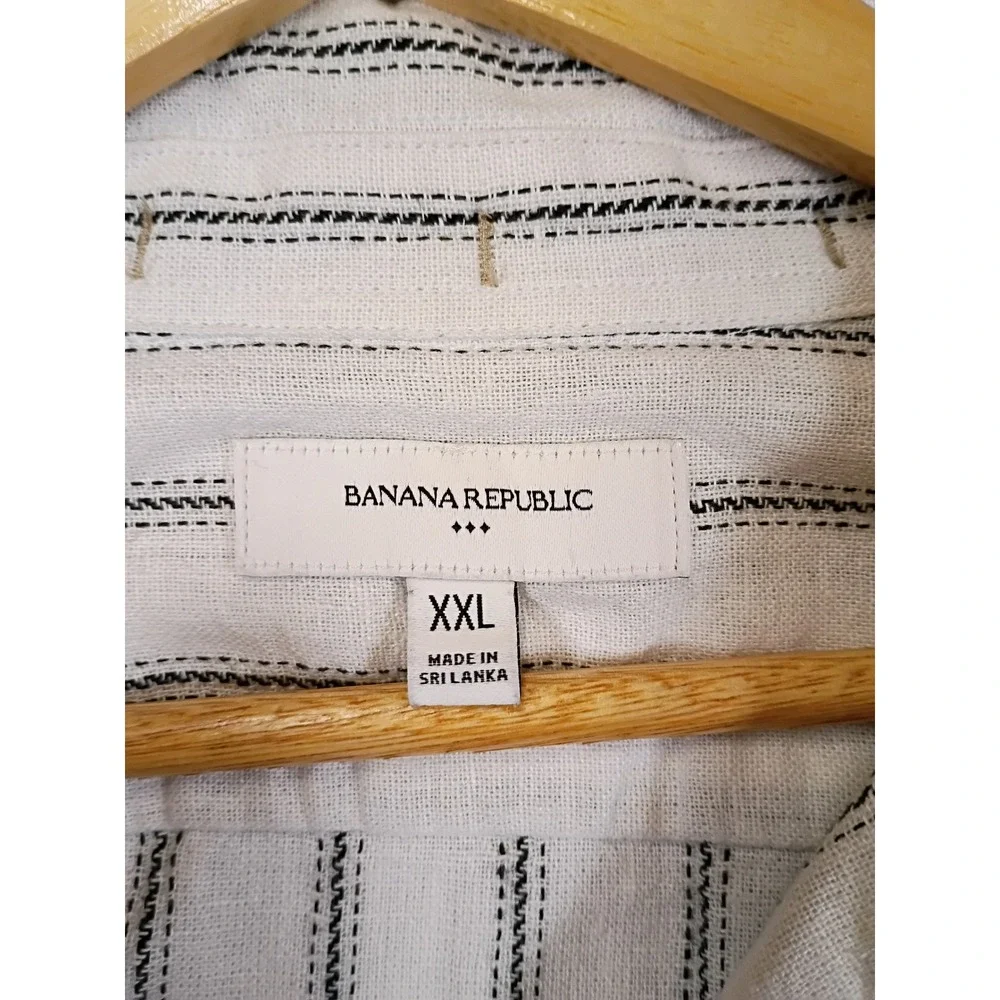Coastal Banana Republic Mens XXL White Black Striped Linen Blend Camp Shirt